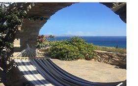 Great Views Cozy Apartment For 4